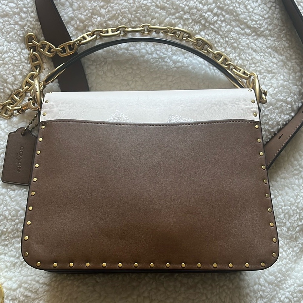 Color Block Crossbody Bag with Rivets - Picture 6 of 8